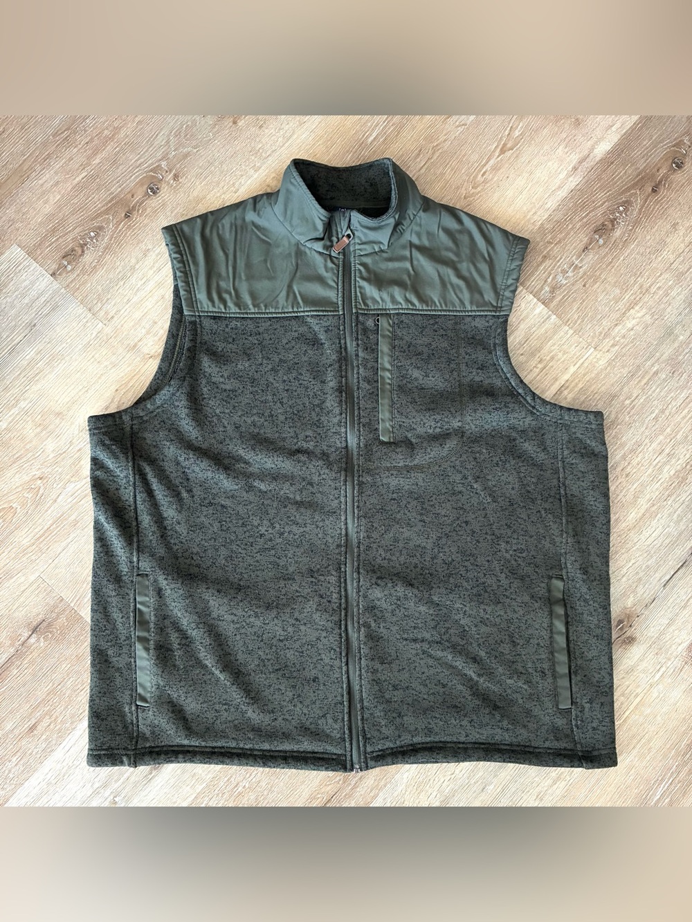 George Fleece Green Vest Full-Zip Contrasting Shoulder Overlays Size 3XL